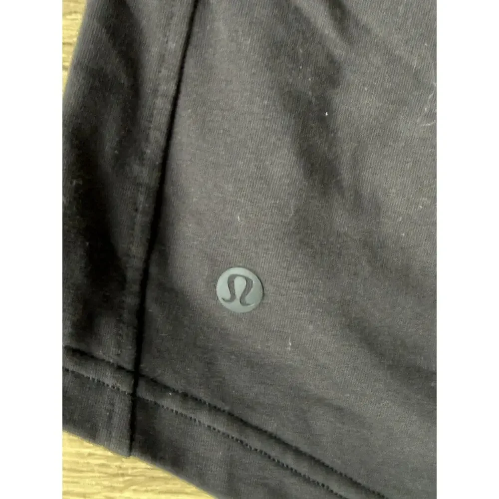 New With Tags Women Lululemon Inner Glow High Rise Short 3